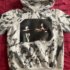 Off-White XL hoodie.  Worn and in great condition!